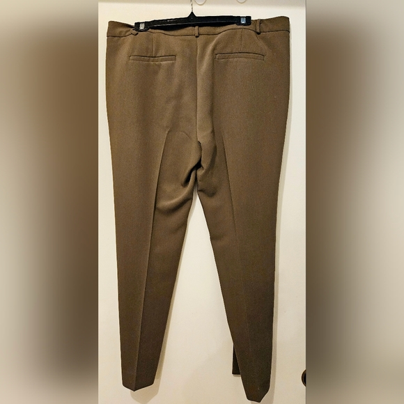 Banana Republic Olive grey Ryan fit pants - Picture 4 of 4